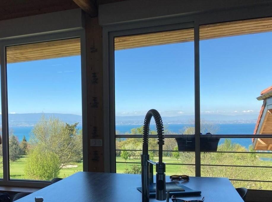Appartement Vue Sur Le Golf Et Le Lac Leman Publier Exteriér fotografie